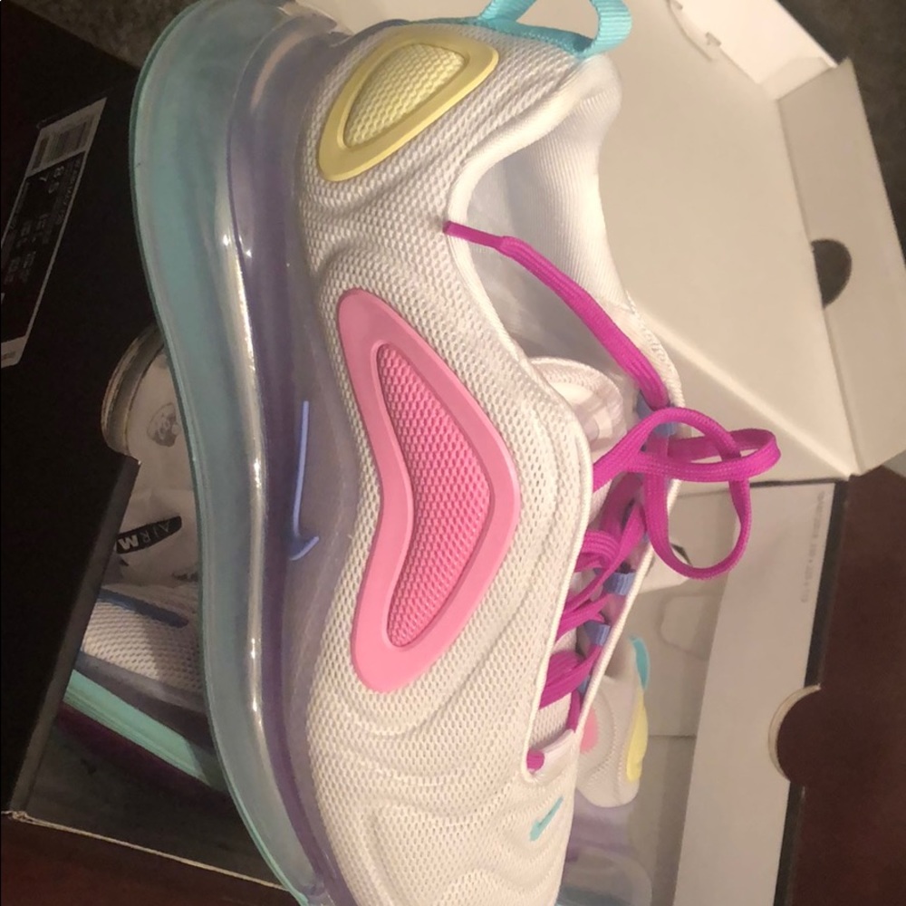 AirMax 720